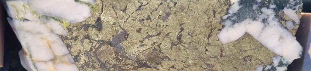 GGDD004_82.30-82.50m_Brecciated_Quartz